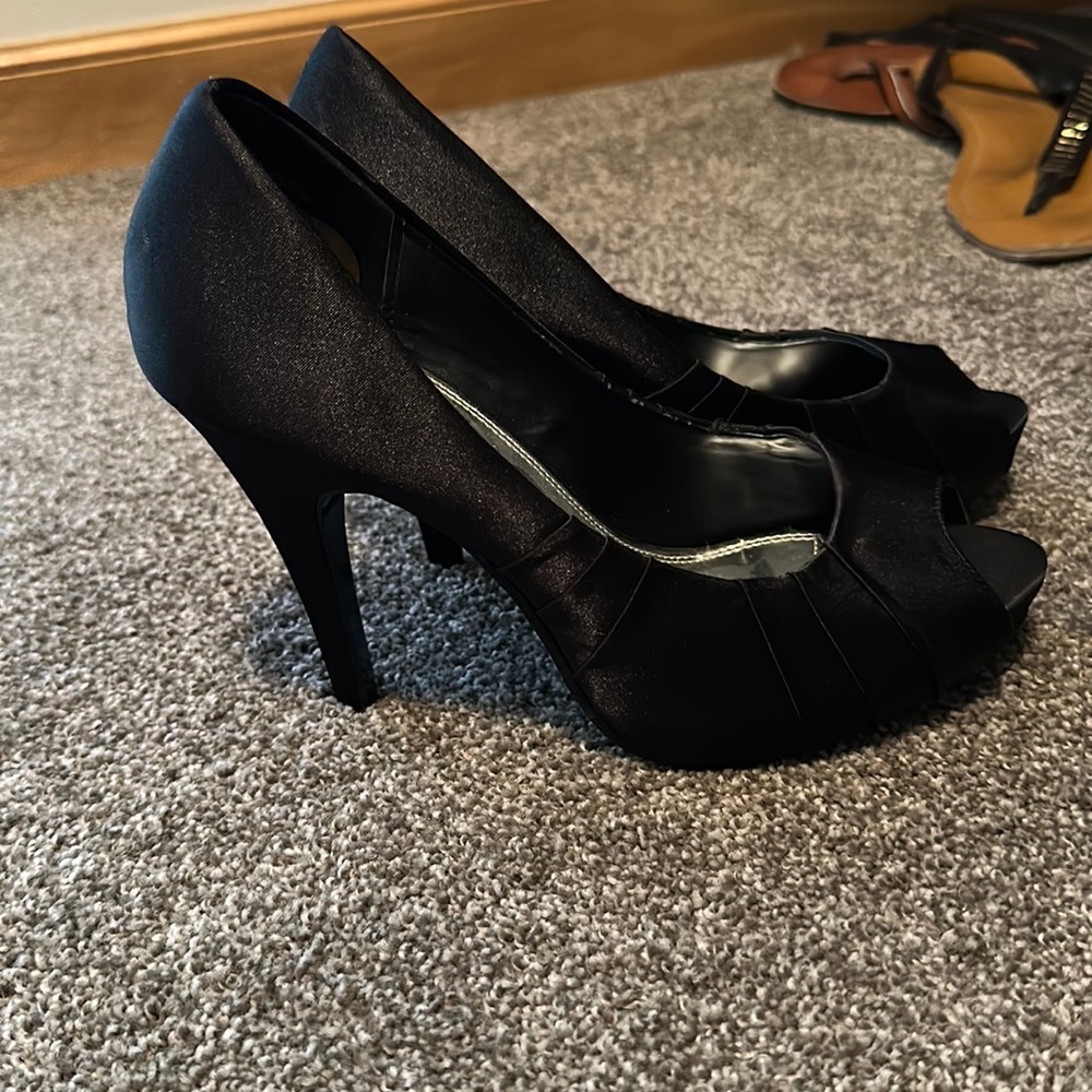 Kelly & Katie Heels